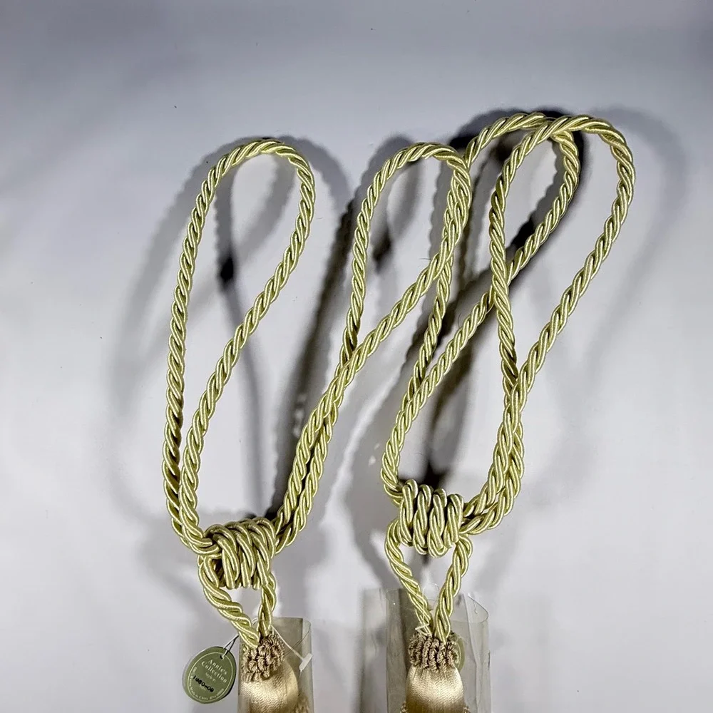 NWT  Annie's Collection Curtain Tiebacks Champagne Gold Tassel Regency Core 22in